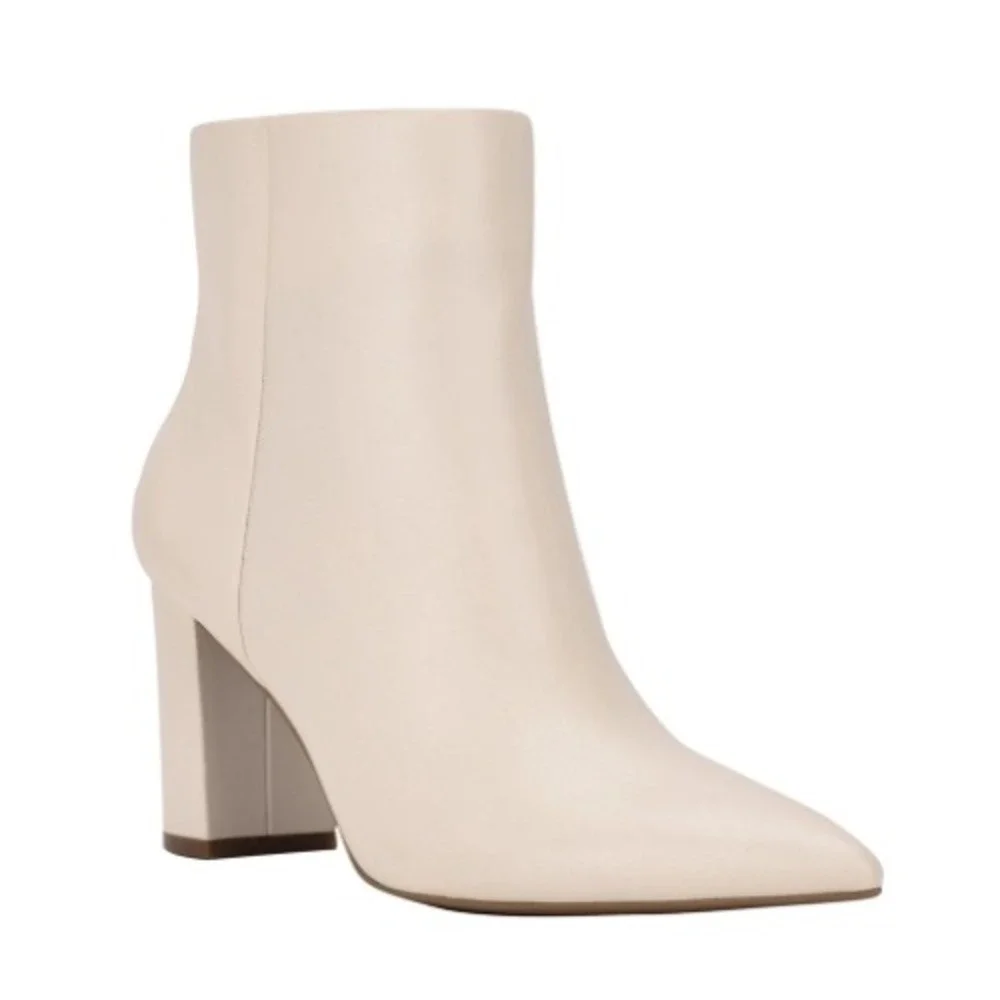 Marc Fisher Off White Leather Booties Women's Pointed Toe Ankle Boots 9.5 NEW